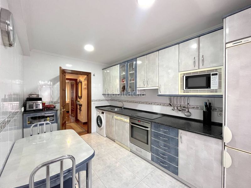 Foto ca1b4ed6-7bb0-439c-90f4-9f4e8628c214. Dúplex amb calefacció aparcament a Galdakao