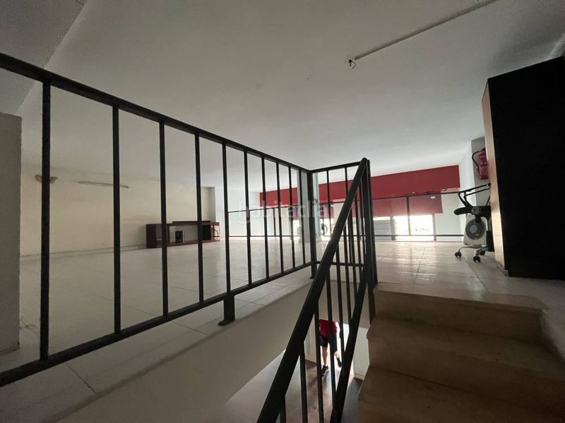 Foto bdf6e6c0-15c3-45fa-b0f1-2a2762877565. Business premise in Centro Urbano-Hirigunea Leioa