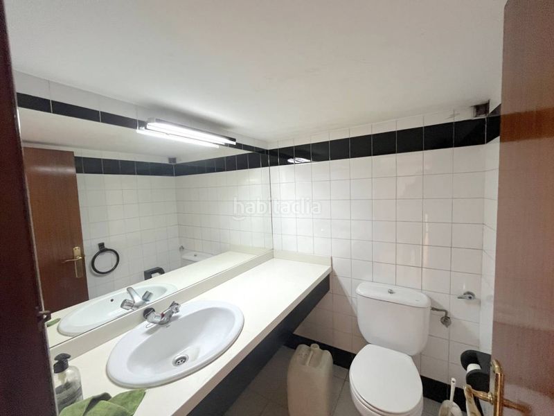 Foto d637bb6d-c4de-4033-9435-fbb824487547. Business premise in Centro Urbano-Hirigunea Leioa