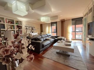 Zweist�ckige Wohnung  Calle estartetxe. �tico d�plex en el coraz�n de leioa  tu hogar perfecto te espera