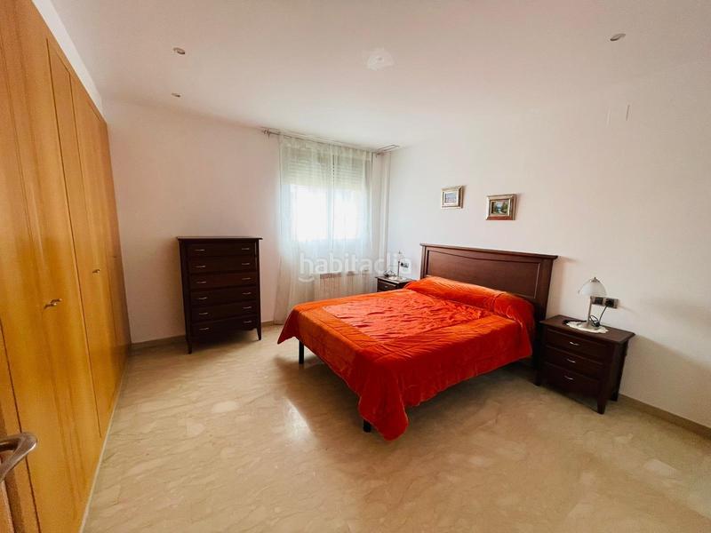 Foto 04e066fc-160c-4b5d-bcaf-d97425bd399e. Semi detached house with heating parking in Park Nord - Casona Gandia