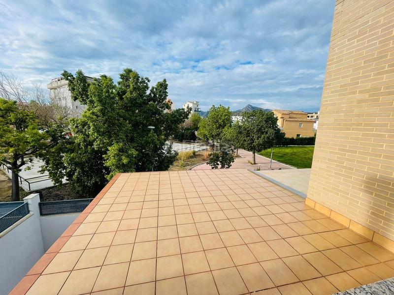 Foto 2903f92a-3f73-4a33-9ddd-d1234afecd91. Semi detached house with heating parking in Park Nord - Casona Gandia