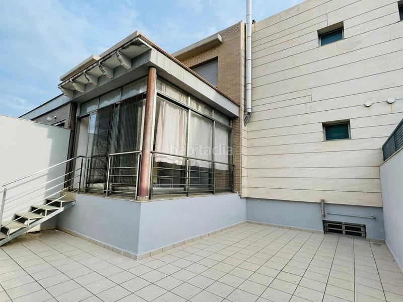 Foto 382859a6-f57f-42b2-b0a4-679dd8d79b94. Semi detached house with heating parking in Park Nord - Casona Gandia