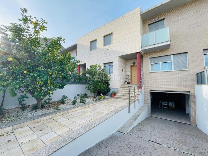 Foto f7463d64-425f-4a2f-be0b-6fd81c91ed1e. Semi detached house with heating parking in Park Nord - Casona Gandia