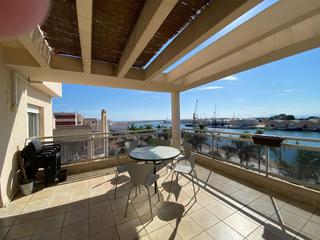 Lloguer Àtic  Avenida pau. Alquiler anual  apartamento con gran terraza y vistas al puerto