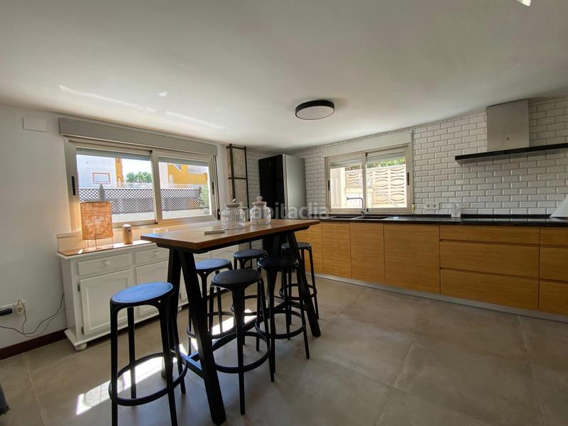 Foto 60373dce-f7e5-4dcb-ad3c-3c4e2f3184ad. Casa a schiera con piscina in Oliva nova Oliva