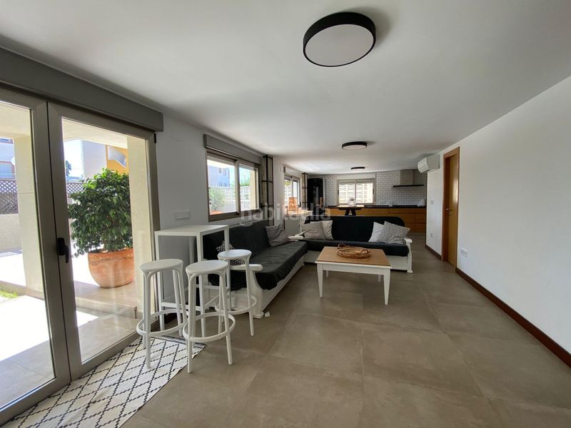 Foto 49a96945-c5d0-40c2-bf36-7851848bf087. Casa adossada amb calefacció piscina a Oliva nova Oliva