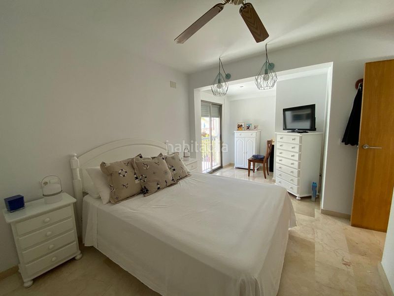 Foto c375fcad-ba1d-4120-9745-f21039f00f20. Casa adossada amb calefacció piscina a Oliva nova Oliva