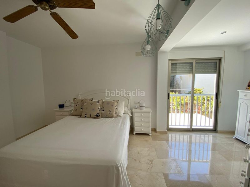 Foto e1740b7c-4d34-43e4-847e-bd914137117b. Casa adossada amb calefacció piscina a Oliva nova Oliva