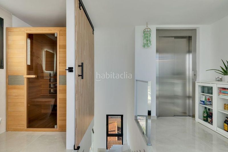 Foto a965efbb-41c4-4352-900d-e9380080684e. Àtic amb calefacció aparcament piscina a Oliva playa Oliva