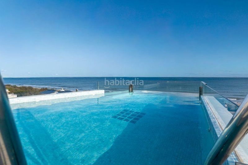 Foto efb71b0a-2436-46bd-ba3b-1cbc713cabf0. Àtic amb calefacció aparcament piscina a Oliva playa Oliva