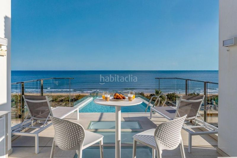 Foto f2031b3b-a484-430f-927c-f80305f5fbe3. Àtic amb calefacció aparcament piscina a Oliva playa Oliva