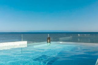 Dachwohnung  Calle calle argelers. Ático de lujo con piscina privada y vistas al mar en oliva playa