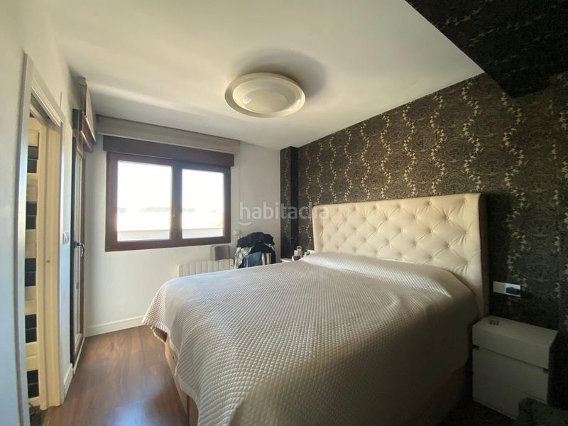 Foto f5845725-a24d-40a1-9a50-15d051764296. Xalet amb calefacció aparcament piscina a Park Nord - Casona Gandia
