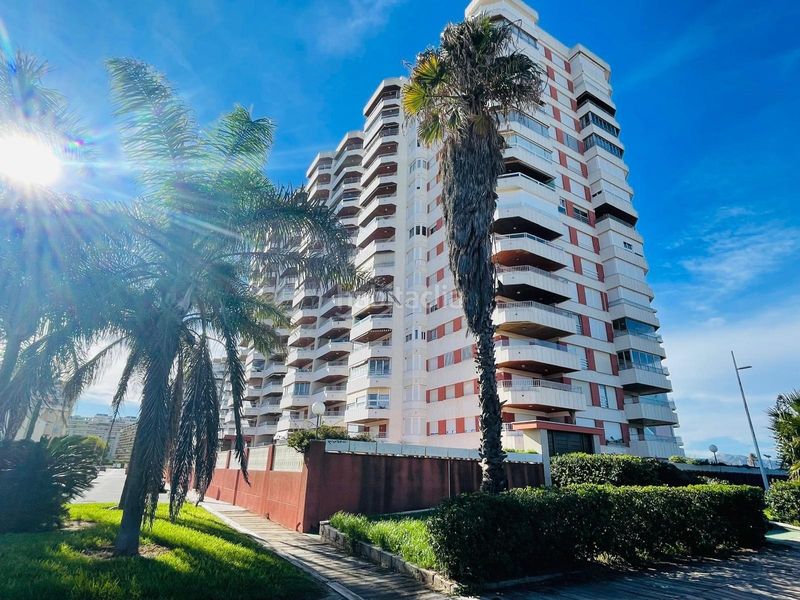 Foto 8999fc2b-0e14-423d-b953-e128b7ed8996. Apartament amb aparcament piscina a Playa de Gandía Gandia