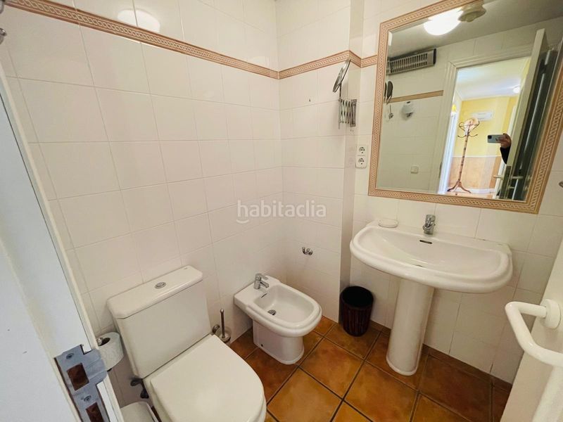 Foto a573c506-d5b0-47bd-9852-f5a5c1097452. Apartament amb aparcament piscina a Playa de Gandía Gandia