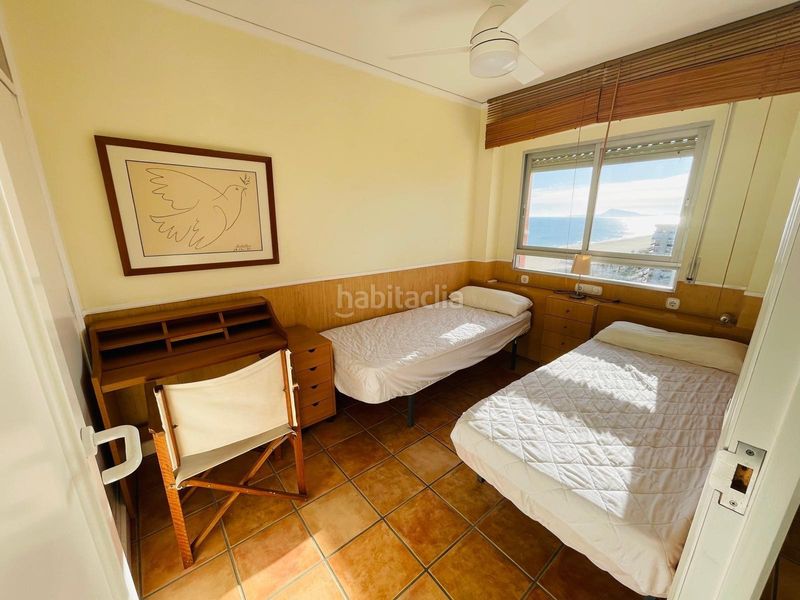 Foto b2e45866-43f2-4e06-83ed-db962fd260a2. Apartament amb aparcament piscina a Playa de Gandía Gandia