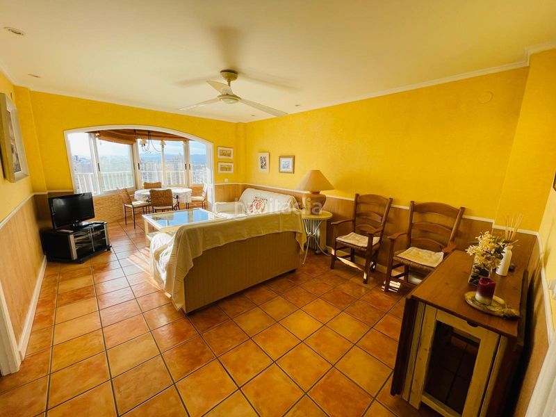 Foto c867fdf1-d8d9-4f29-a7ef-e2d0155f4f4e. Apartament amb aparcament piscina a Playa de Gandía Gandia