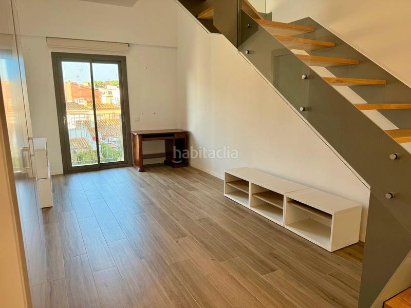 Foto 0bef2030-1cfb-4234-9d15-20affa964af6. Zweistöckige wohnung mit parking in Centre Palamós
