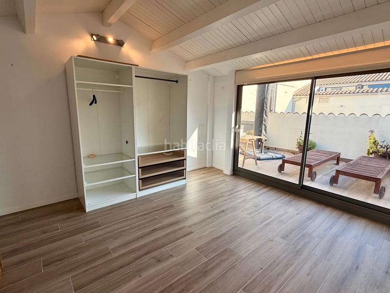 Foto c77137c5-b912-4c60-b99e-379f4c8ad982. Zweistöckige wohnung mit parking in Centre Palamós