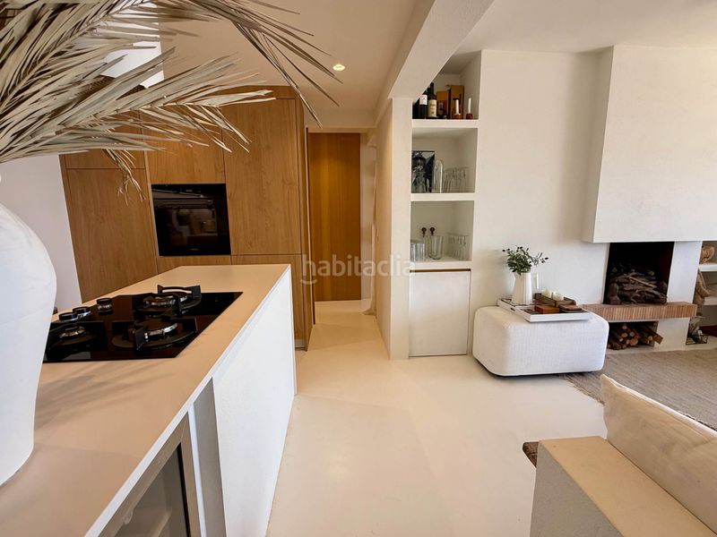 Foto 4978e9c0-dbc5-44e0-af8d-d88951fc2cd0. Apartament amb xemeneia a Llafranc