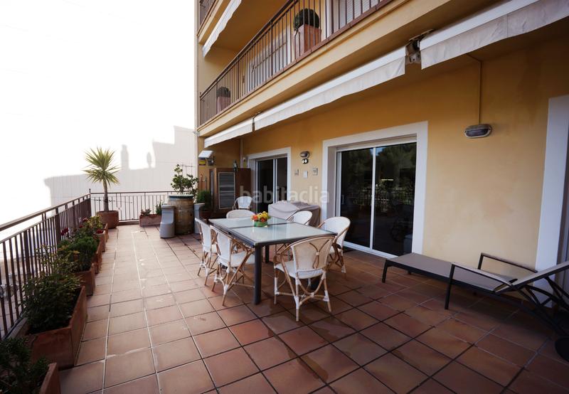 Foto facd31da-f56b-491d-9c33-44d82276e975. Piso apartamento en primera línea de mar con terraza, plaza de aparcamiento y trastero en Sant Feliu de Guíxols