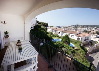 Casa adossada a Volta de l´Ametller