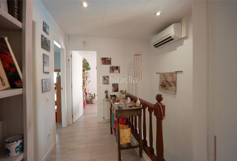 Foto f13d7c99-8ecc-4c2c-a6fd-d1c6822da772. Casa con camino riscaldamento in Eixample Sant Feliu de Guíxols