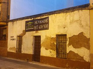 Casa a Calle san perfecto 3. Casa para reformar