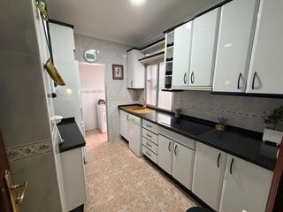 Pis a Calle ciudad de buckara 3. Gran piso con patio privado