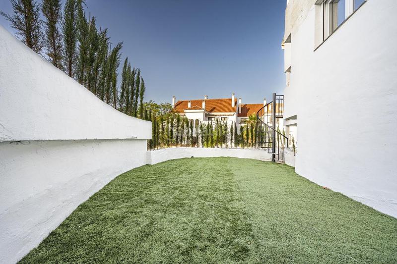 Foto b69a7dd8-e419-4453-a1bc-f0e937bdd078. Location appartement avec piscine dans Nueva Andalucía centro Marbella
