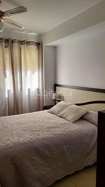 Foto ce35ec4a-6c84-4bf3-b45f-bb7752434fd9. Alquiler piso  centrico junto a colegio san felipe en Línea de la Concepción (La)