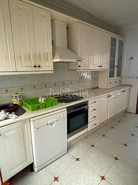 Foto 25eff4fc-73aa-4b84-b981-1fd25c9ddf8e. Lloguer pis a Centro-San Felipe-Huerta Fava Línea de la Concepción (La)