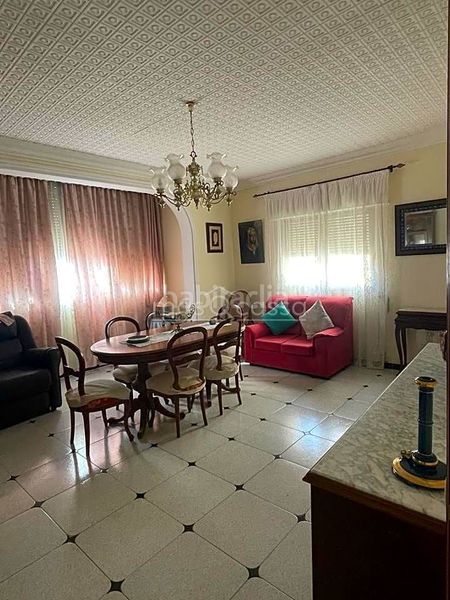 Foto 96d0564b-a0d7-4912-9ff1-743b10f23315. Lloguer pis a Centro-San Felipe-Huerta Fava Línea de la Concepción (La)