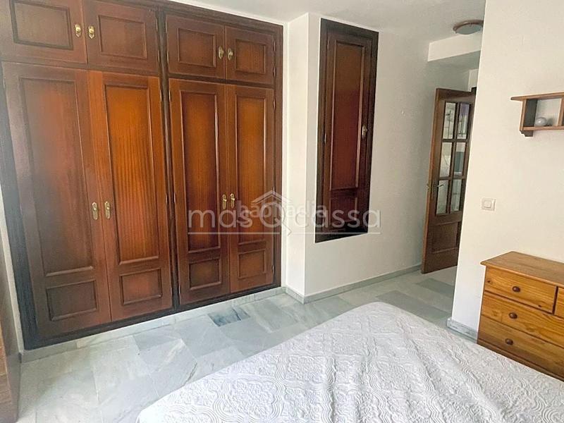 Foto b909da10-3287-4ff1-93fe-871053968f99. Location appartement dans Centro-San Felipe-Huerta Fava Línea de la Concepción (La)