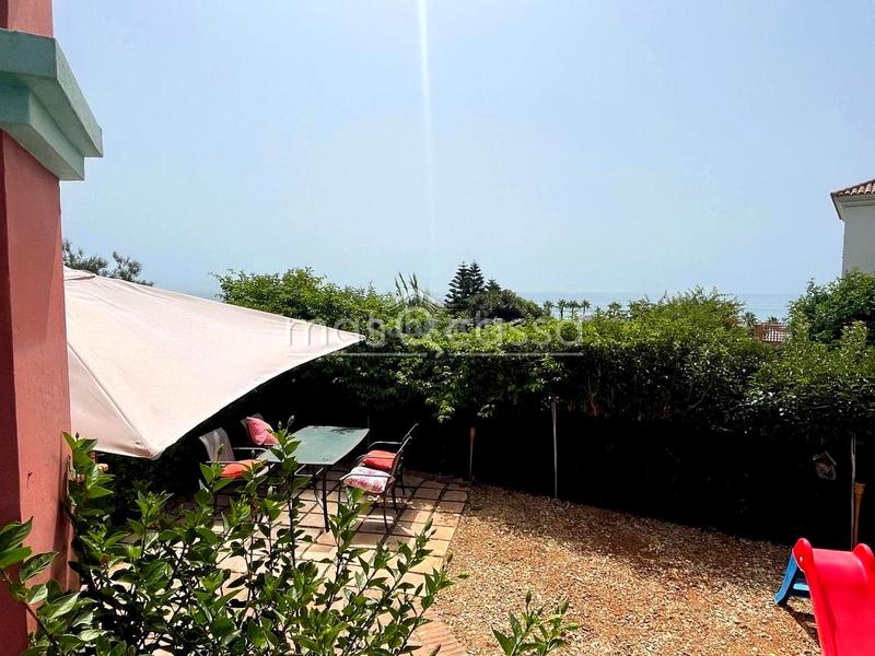 Foto 5f8cfbb0-95a4-4c7a-827a-d5bac007b089. Rent house with parking pool in La Alcaidesa