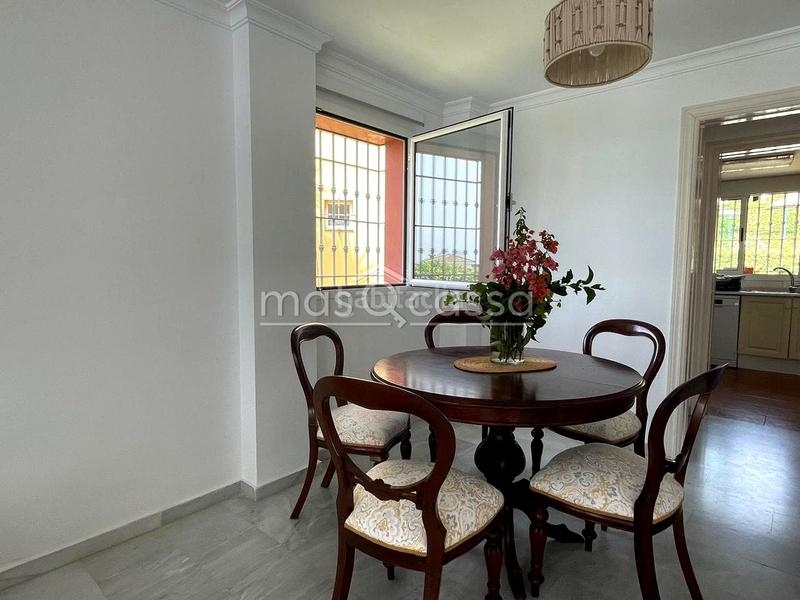 Foto 64f3054d-98e9-4501-981c-38a4fd7cf5e0. Rent house with parking pool in La Alcaidesa
