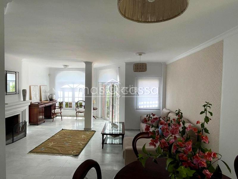 Foto e0d6fcc5-afdd-40fb-bd9f-df04eab129f8. Rent house with parking pool in La Alcaidesa