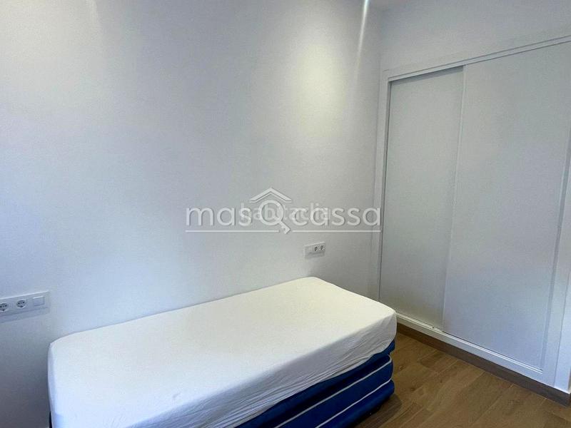 Foto efcfe133-ca06-4770-81a8-abe37d984688. Lloguer planta baixa a Centro-San Felipe-Huerta Fava Línea de la Concepción (La)