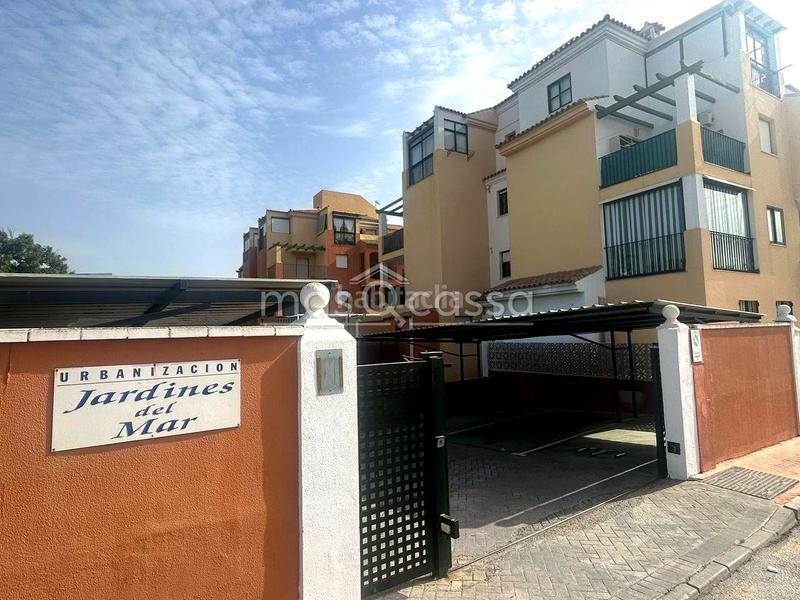 Foto 041c28d5-eab3-42a2-a2c9-b53fa269d8ed. Appartamento con parcheggio in Alcorrín Manilva