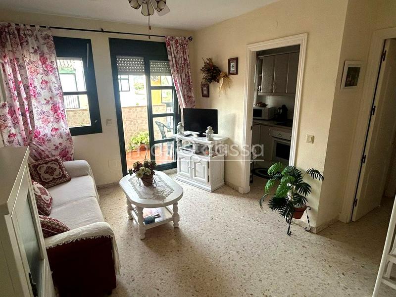 Foto b90c5fba-5d55-4b93-a53d-77848b5c191a. Appartamento con parcheggio in Alcorrín Manilva