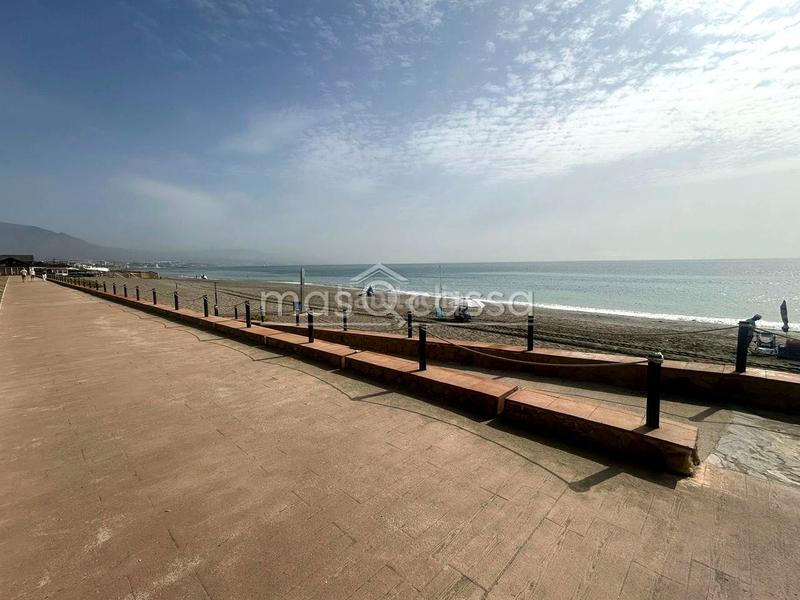 Foto bf1f2234-bd1b-4361-bf12-fe04598624ae. Appartamento con parcheggio in Alcorrín Manilva