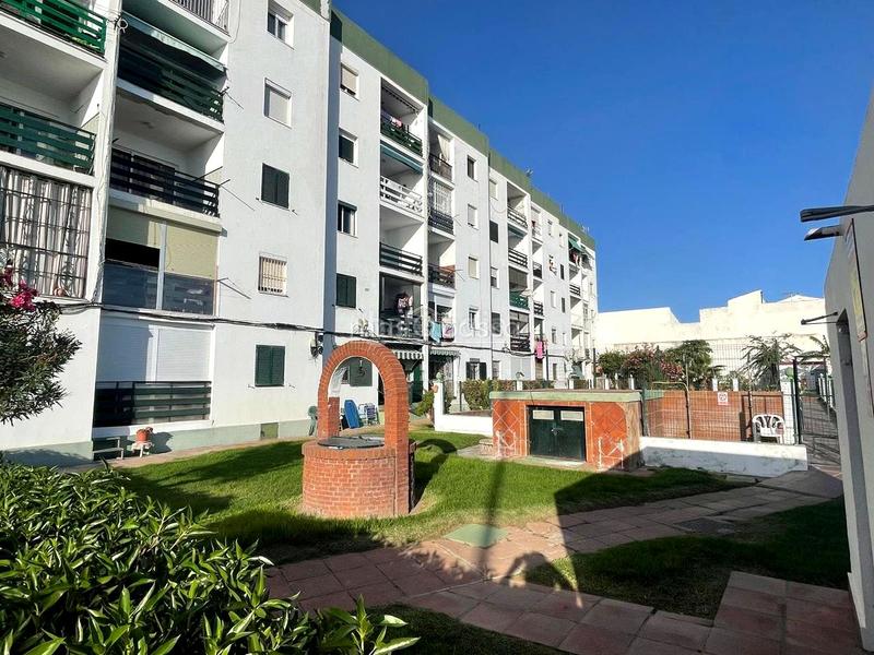 Foto 0d10ab81-a2db-4f75-bb04-a511905b37d6. Planta baja apartamento en primera línea de playa. en San Roque