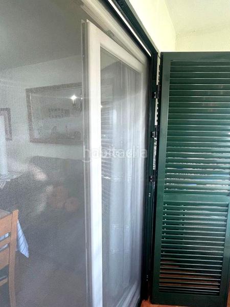 Foto 6bbc7808-0eee-4d52-b786-c1cfac3f632f. Planta baja apartamento en primera línea de playa. en San Roque