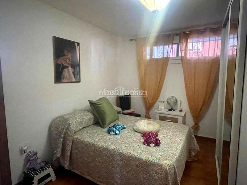 Foto bf3f36c3-2f4c-40c1-aab7-562000f8c12c. Planta baja apartamento en primera línea de playa. en San Roque