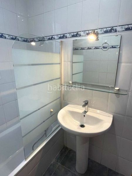 Foto 33f08abd-8f56-4c8e-be50-dda1cfa65d7e. Miete etagenwohnung in Centro-San Felipe-Huerta Fava Línea de la Concepción (La)