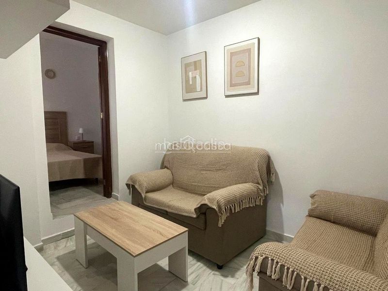 Foto 5d863eff-92de-432b-8b84-20d3794befd1. Miete etagenwohnung in Centro-San Felipe-Huerta Fava Línea de la Concepción (La)