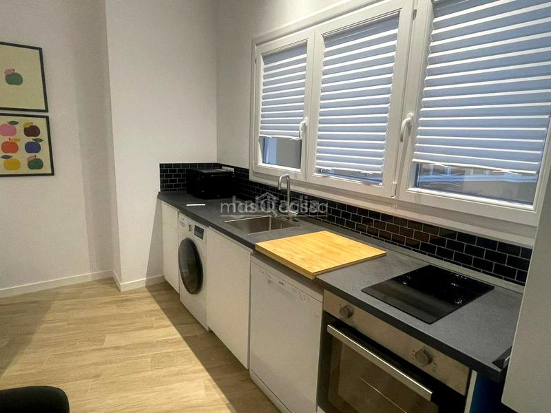 Foto 29c0e960-1b47-4d6c-aff7-09eb886eb2ab. Lloguer pis a Centro-San Felipe-Huerta Fava Línea de la Concepción (La)