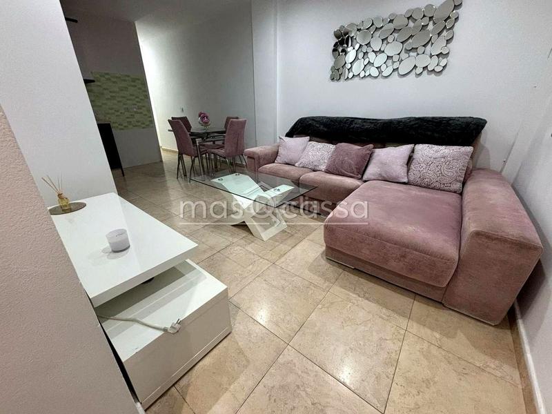 Foto cdccc014-2d8f-4335-9f66-675a6f2be6d8. Location rez-de-chaussée dans Huerta Fava-Santiago Línea de la Concepción (La)