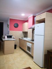 Rent Ground floor  Aurora. Piso en pleno centro